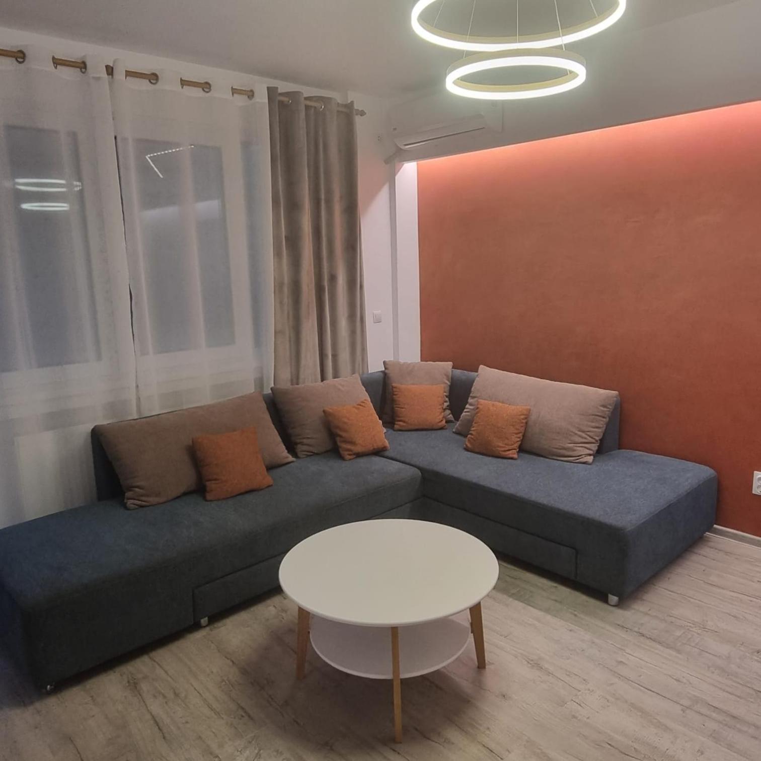Central View Apartment Дева Экстерьер фото