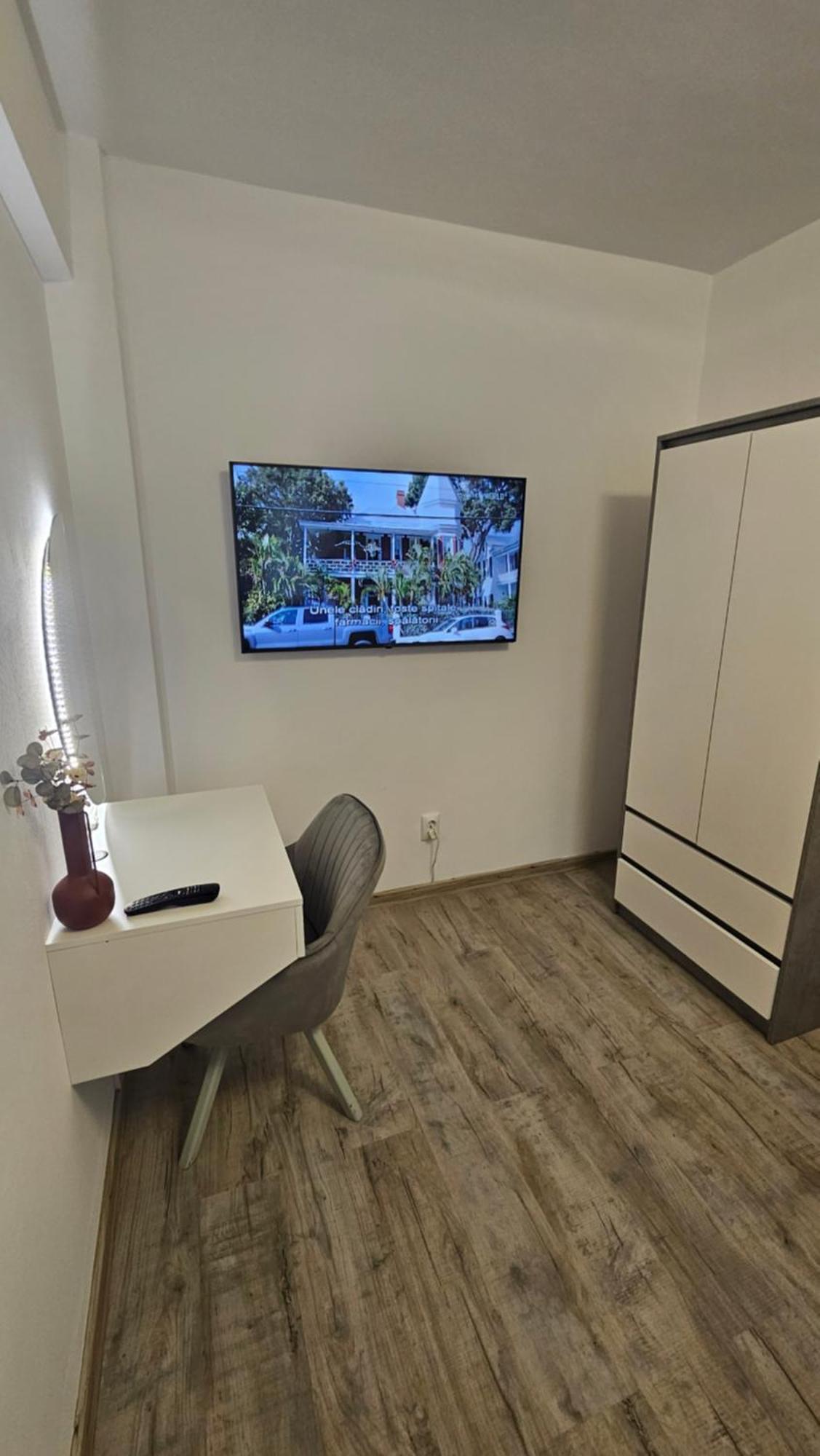 Central View Apartment Дева Экстерьер фото